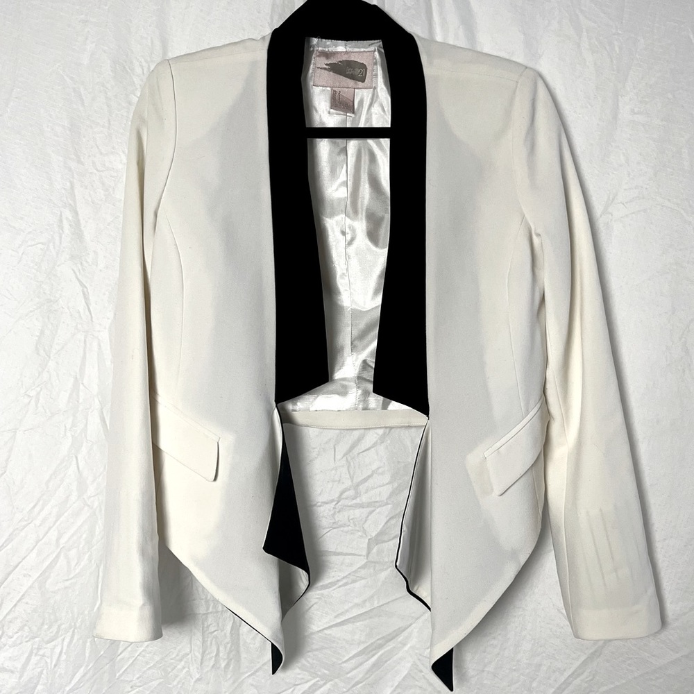 Black and white blazer with pinstripe cuff detail